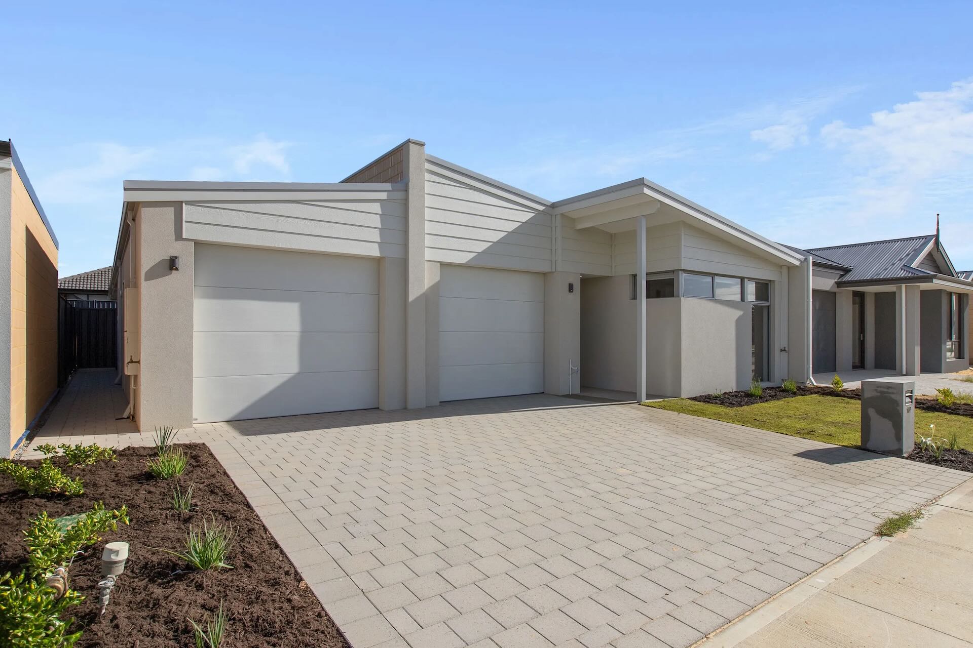 metrostrata property development perth builders dual key home separate double garage baldivis
